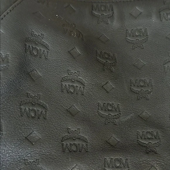MCM Black Leather Shoulder Bag - Picture 2 of 11